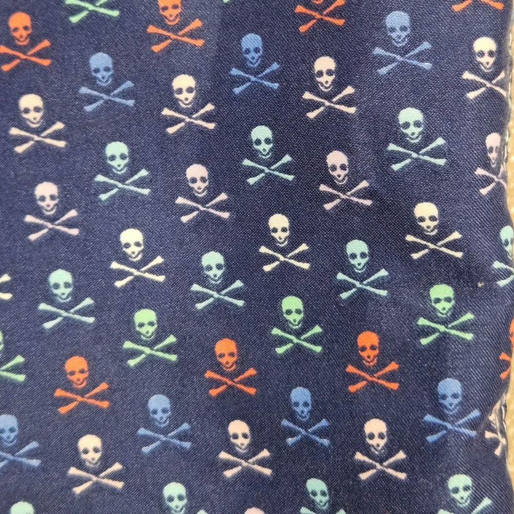 Peter Millar Seaside Collection Swim Trunks Mens Medium Navy Skull Crossbones 8
